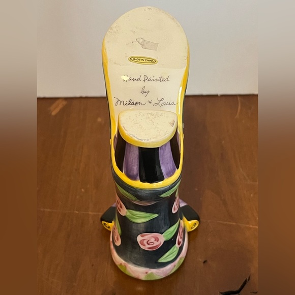 Milson And Louis Hand Painted Porcelain Boot. - Picture 5 of 7